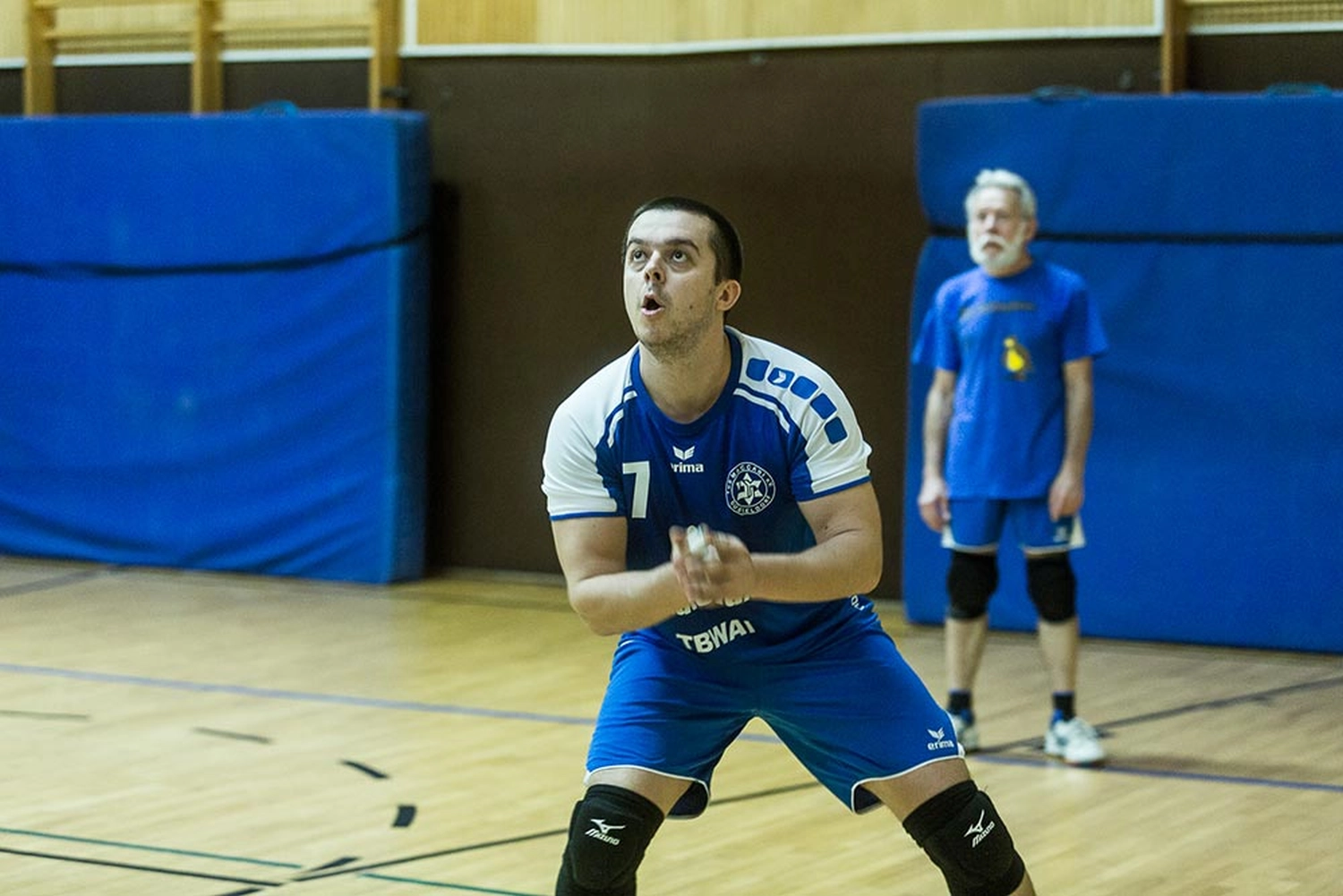 Tus Maccabi E.v Düsseldorf Mann spielt Volleyball