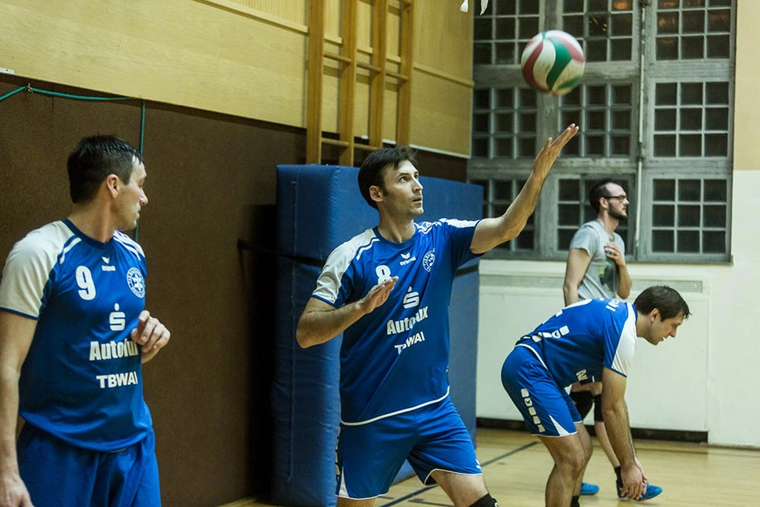 Tus Maccabi E.v Düsseldorf Mann spielt Volleyball